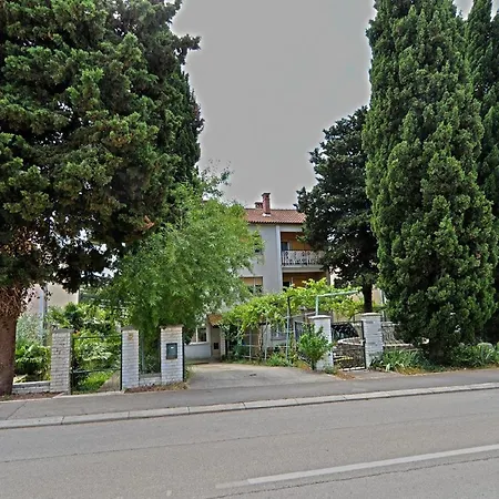 Apartment Fuer 8 Personen Ca 100 Qm In Pula, Istrien Istrische Riviera *